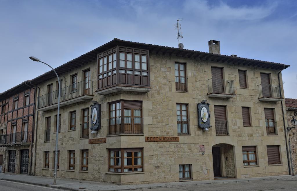 Hotel Rural La Corte de los Pinares Vinuesa Exterior foto