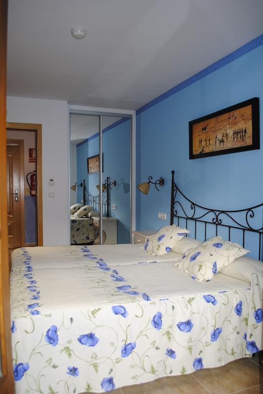 Hotel Rural La Corte de los Pinares Vinuesa Habitación foto