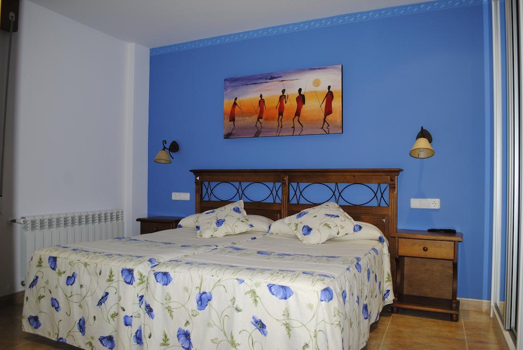 Hotel Rural La Corte de los Pinares Vinuesa Habitación foto